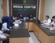 RAPAT MONITORING DAN EVALUASI ZI AREA VI (PENINGKATAN KUALITAS PELAYANAN PUBLIK)